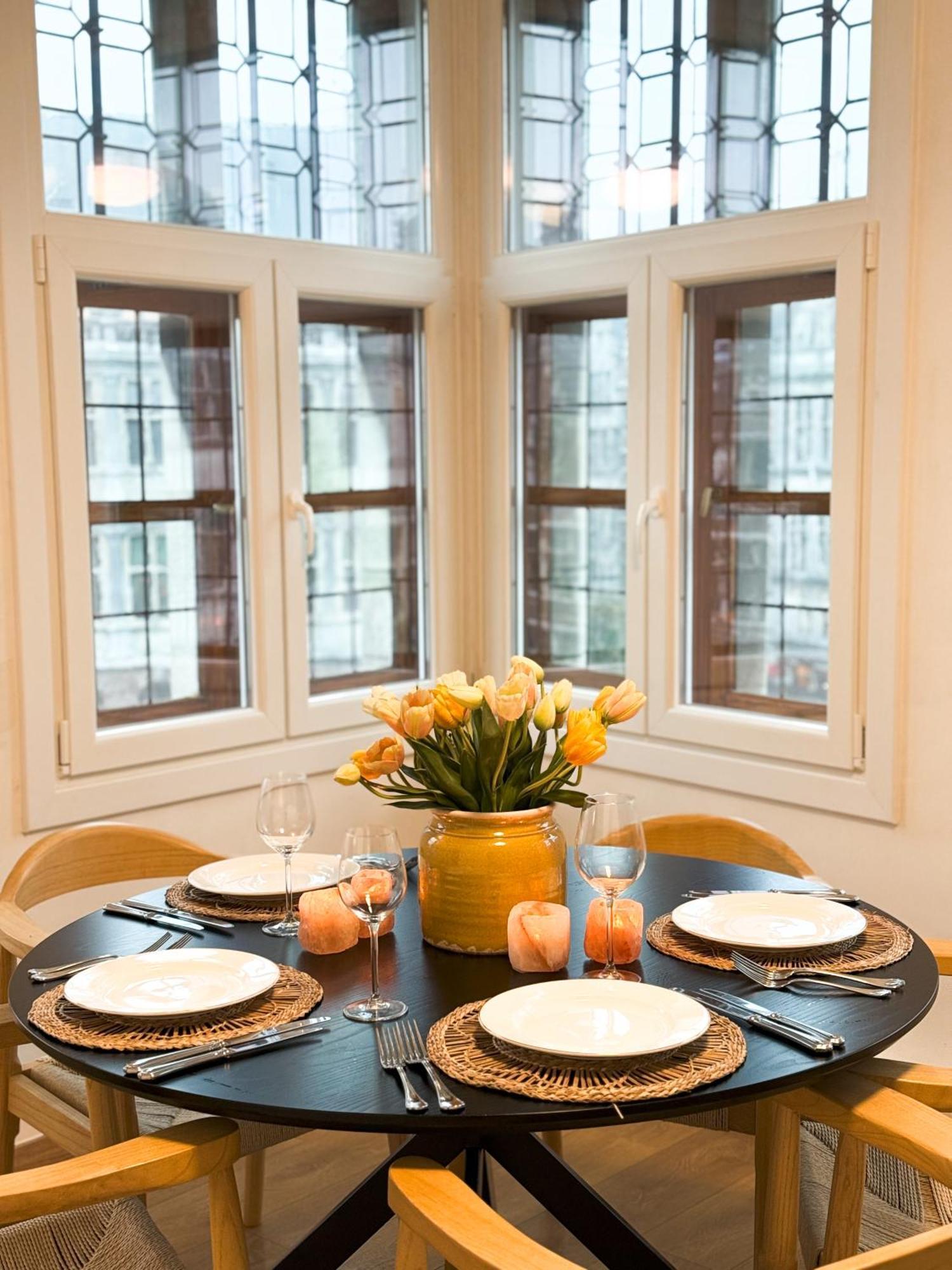 Le Faubourg Suites Anvers Dış mekan fotoğraf