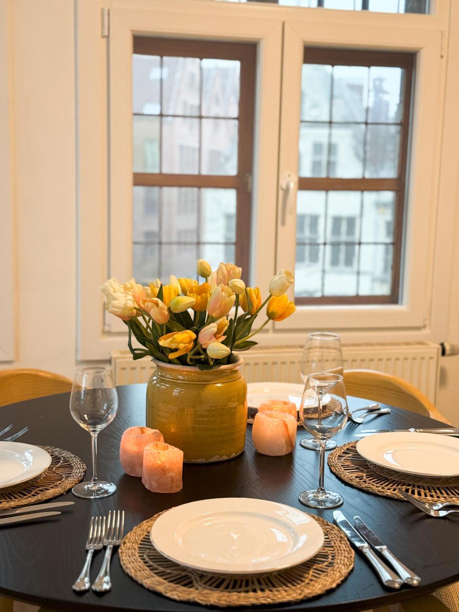 Le Faubourg Suites Anvers Dış mekan fotoğraf
